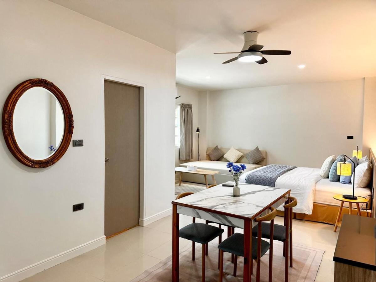 Indigo 2 Mins From Srt Wat Samien Nari Apartment Bangkok